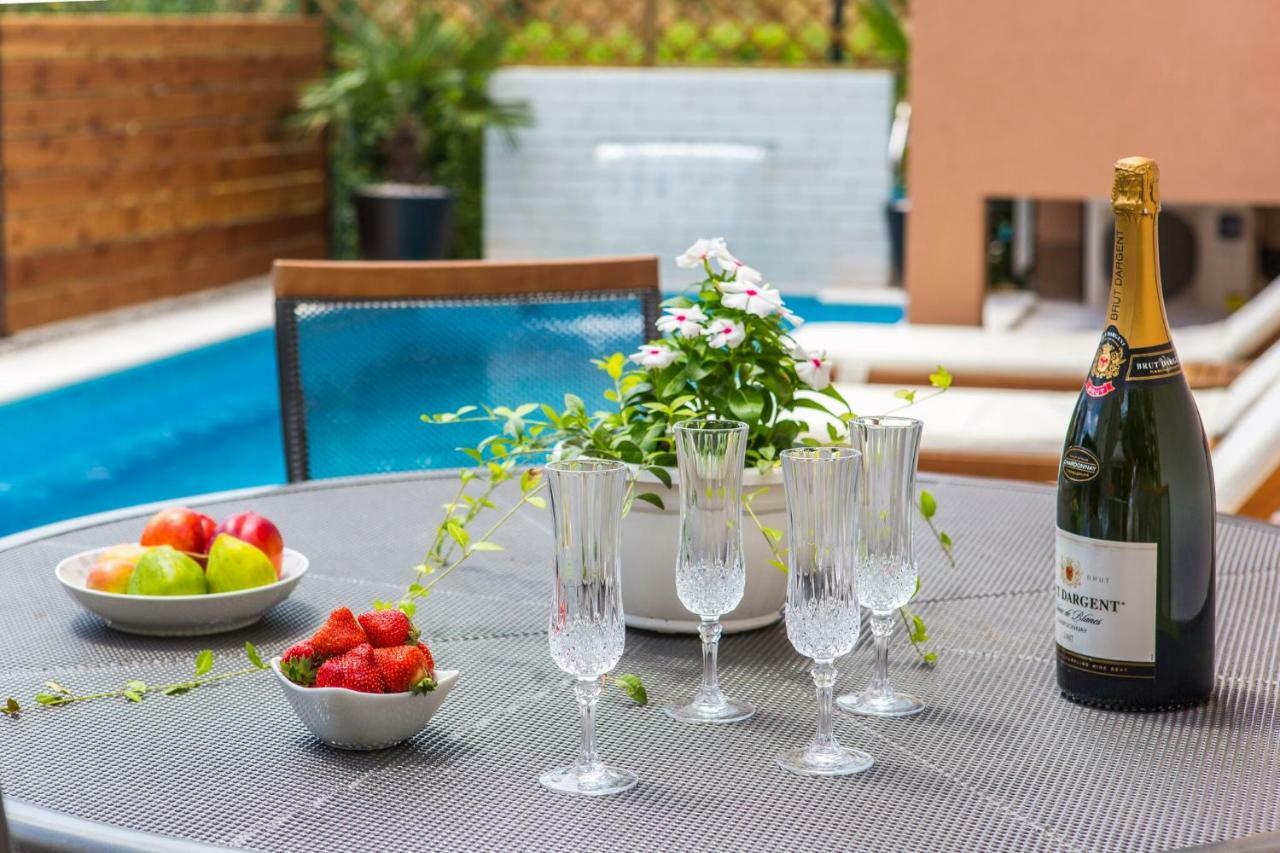Apartmani Ana Kaštela Exterior foto
