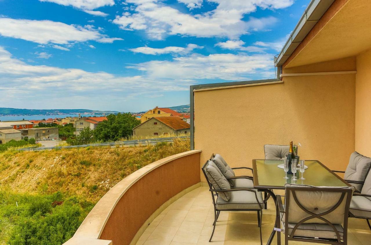 Apartmani Ana Kaštela Exterior foto