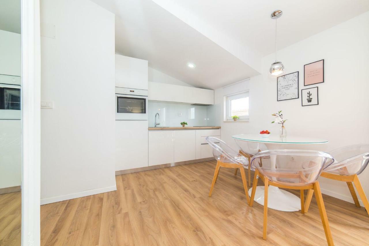 Apartmani Ana Kaštela Exterior foto